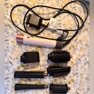 Dyson Hair Tool Set - White and Pink